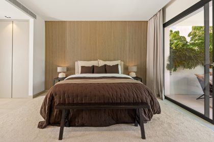 824c9ab8d619a4e4a3b6a1f1acd2af96 - 20