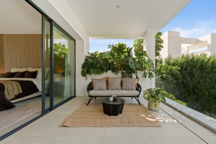 824c9ab8d619a4e4a3b6a1f1acd2af96 - 22