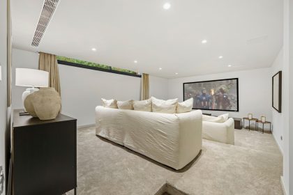 824c9ab8d619a4e4a3b6a1f1acd2af96 - 33