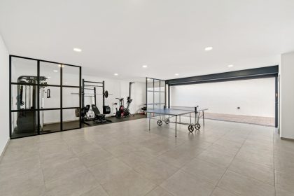 824c9ab8d619a4e4a3b6a1f1acd2af96 - 34