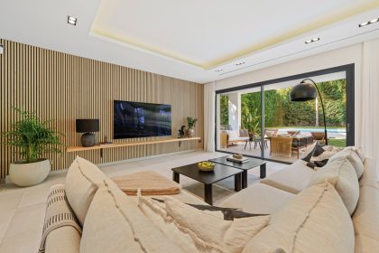 824c9ab8d619a4e4a3b6a1f1acd2af96 - 4