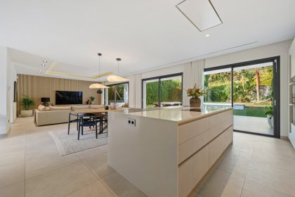 824c9ab8d619a4e4a3b6a1f1acd2af96 - 8