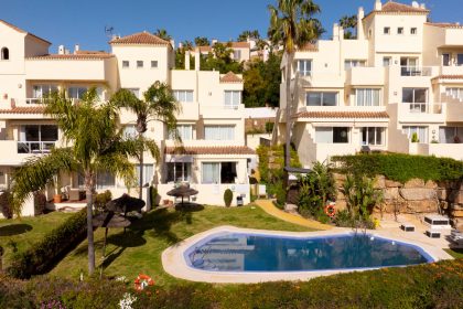 835139e9db9aeb8d4050bcea23e5b909 - 2