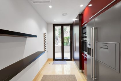 836e3d8e94fee075acb5b45a03ba4bcd - 8