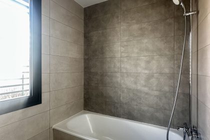 83bb4592c43c417041537e7aaed246e1 - 20