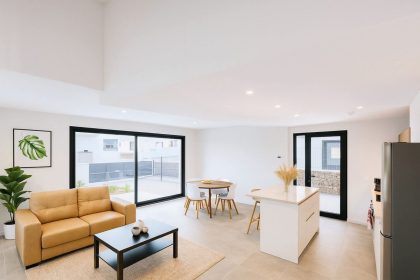 83bb4592c43c417041537e7aaed246e1 - 3