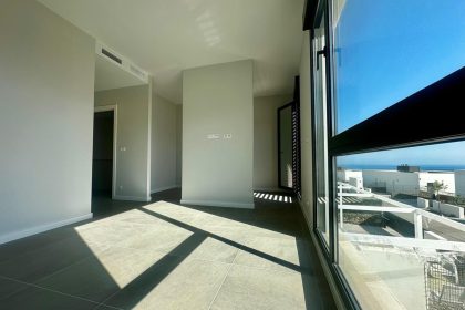 83bb4592c43c417041537e7aaed246e1 - 7