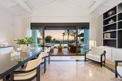 83bb562d2ec2caaecdae8a26c1b03977 - 34