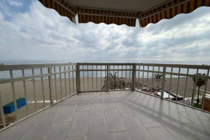 8408186e87091a2f77319c9d9ef2fd70 - 1