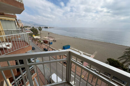 8408186e87091a2f77319c9d9ef2fd70 - 11