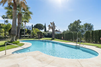 8430b51163eeb8e3119ee48c40da88d0 - 22