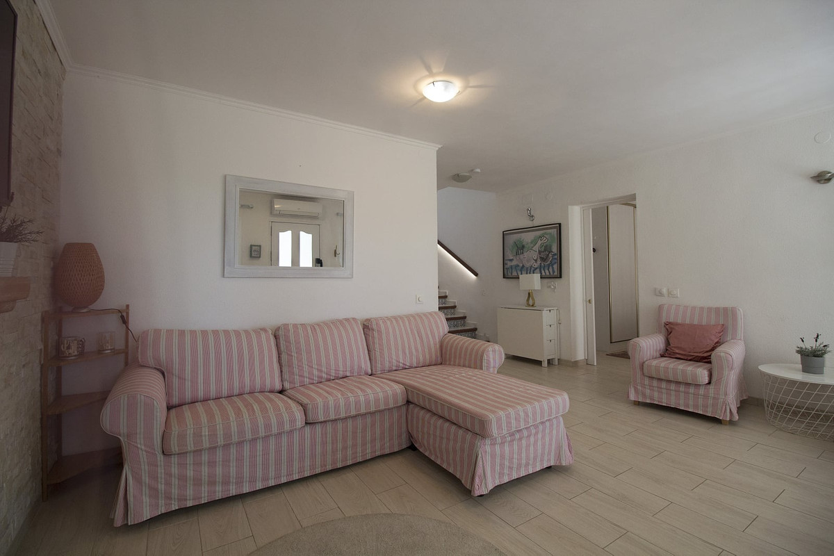 8471078e3c3383a759417c4362c88b36 - 11