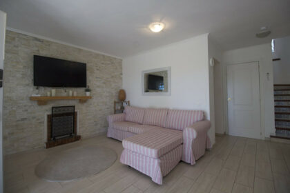 8471078e3c3383a759417c4362c88b36 - 13