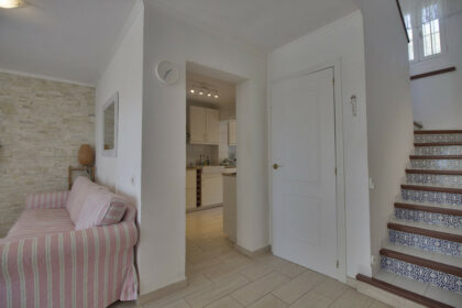 8471078e3c3383a759417c4362c88b36 - 18