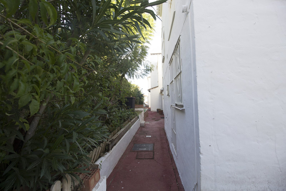 8471078e3c3383a759417c4362c88b36 - 7