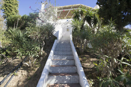 8471078e3c3383a759417c4362c88b36 - 9