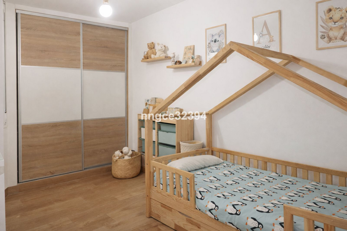 847225a1a47f3ea7161d9e9df915b847 - 13