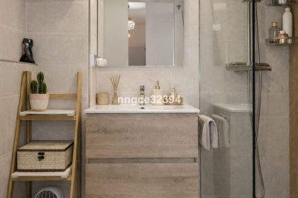 847225a1a47f3ea7161d9e9df915b847 - 9