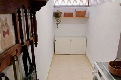 8498e89dd7cb17306470d1a24230a36d - 9