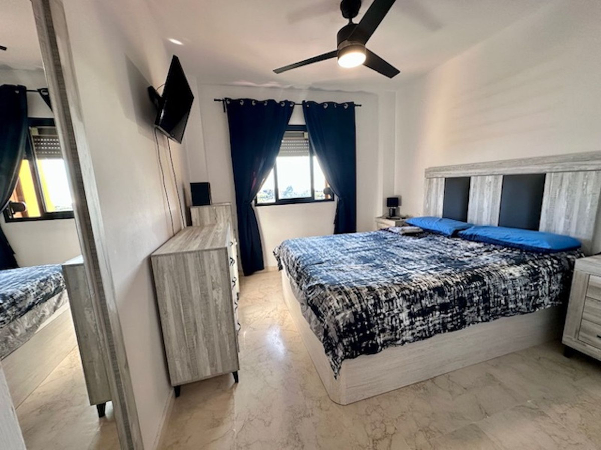 84afbe25de7d9887a4ffc28fac6d7199 - 18