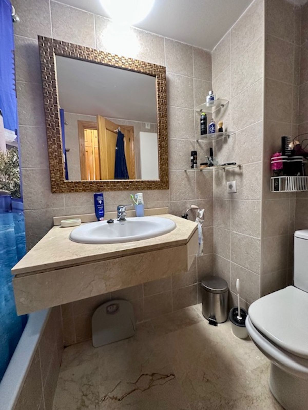 84afbe25de7d9887a4ffc28fac6d7199 - 24