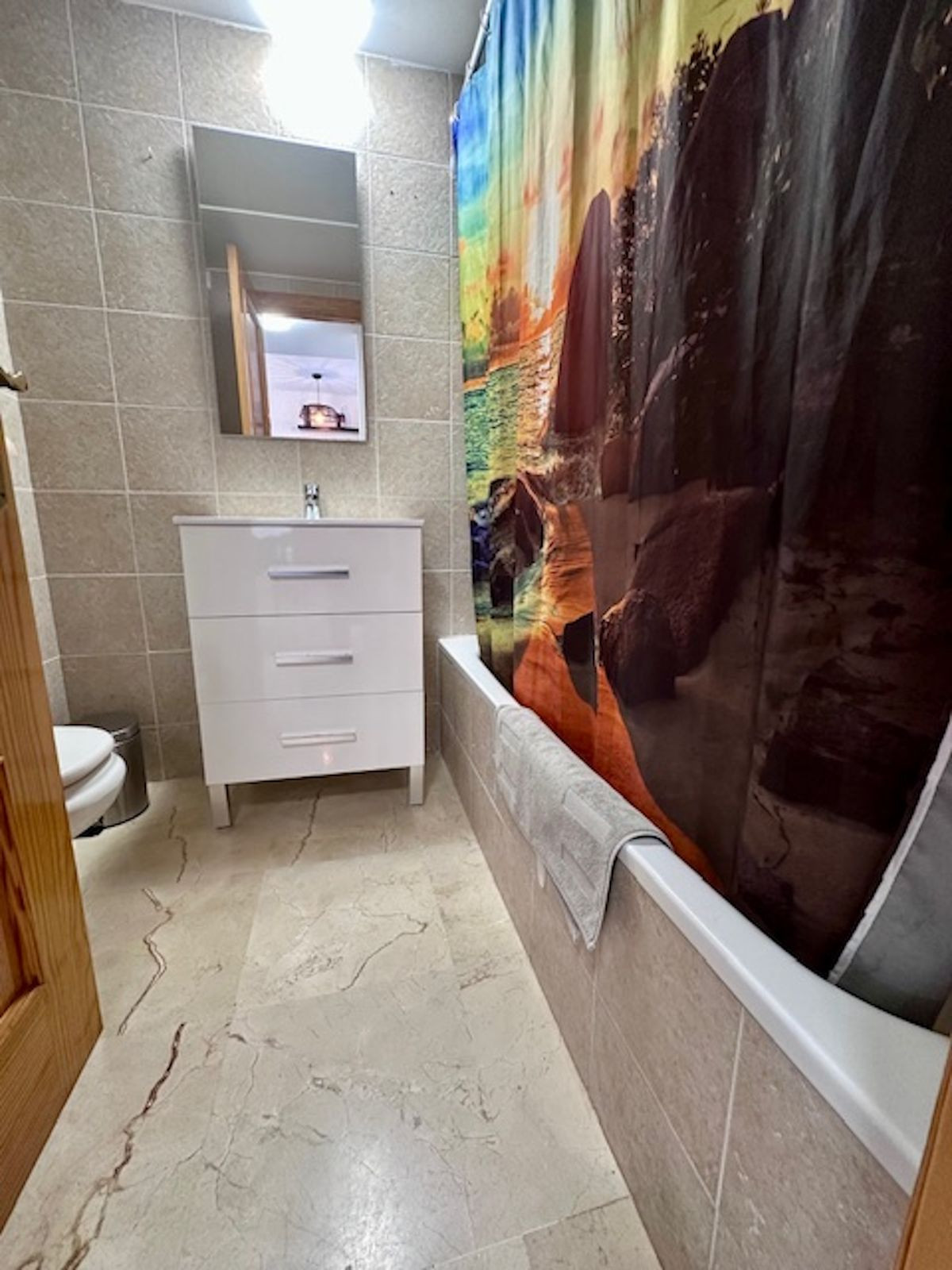 84afbe25de7d9887a4ffc28fac6d7199 - 25