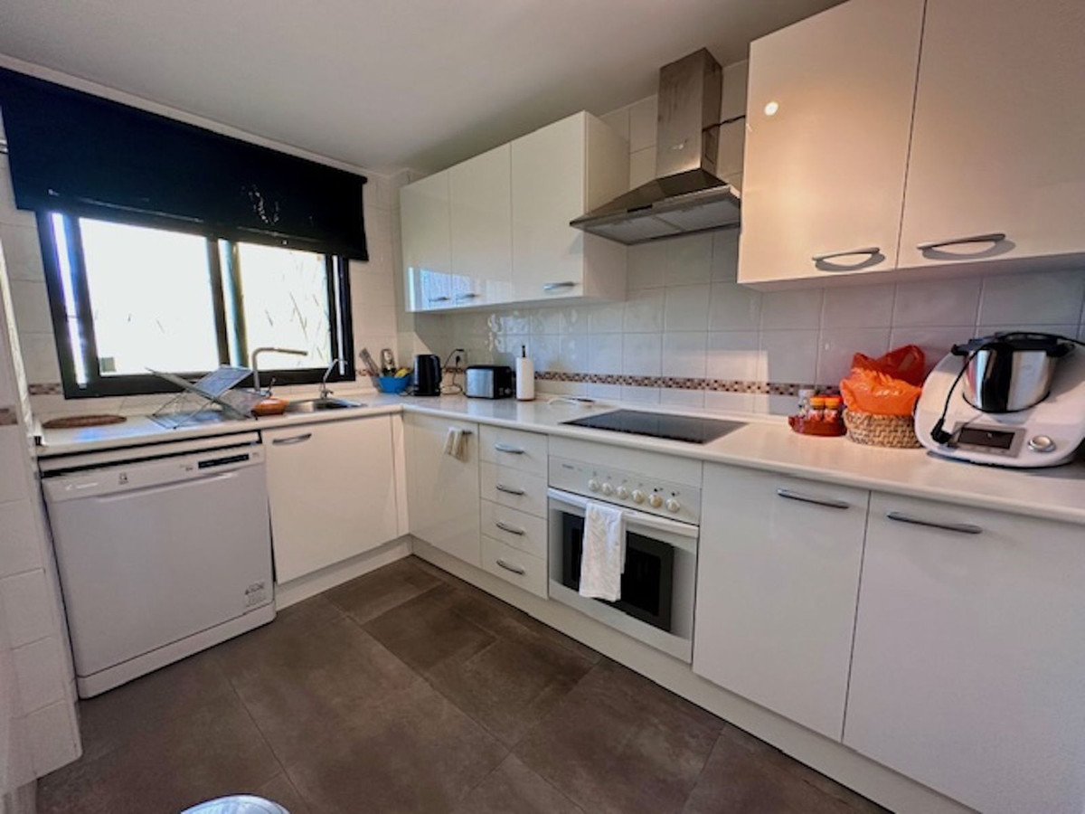 84afbe25de7d9887a4ffc28fac6d7199 - 29