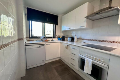 84afbe25de7d9887a4ffc28fac6d7199 - 30