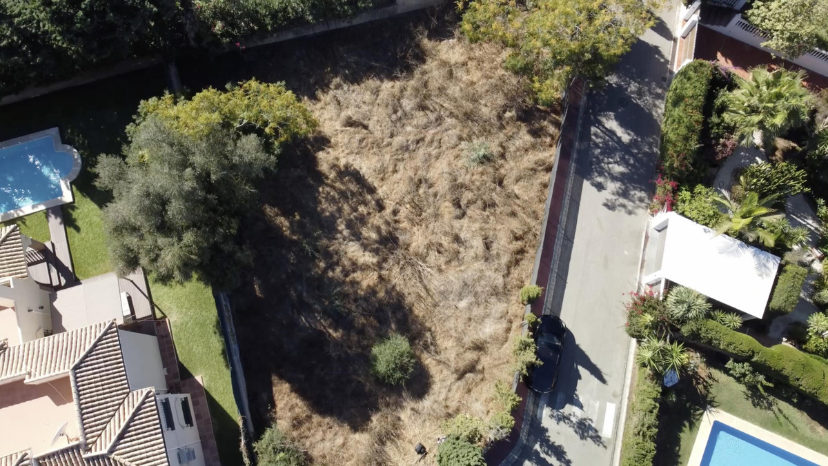 8661a6f25bf6b1b53517a3a6ea83e3a8 - 20