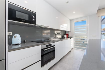 867dbe6f6d3d7e5c0a733370835d5ca6 - 7