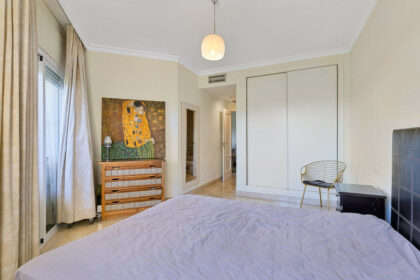 86b2250f3753a673e55a8f603b91afcf - 10