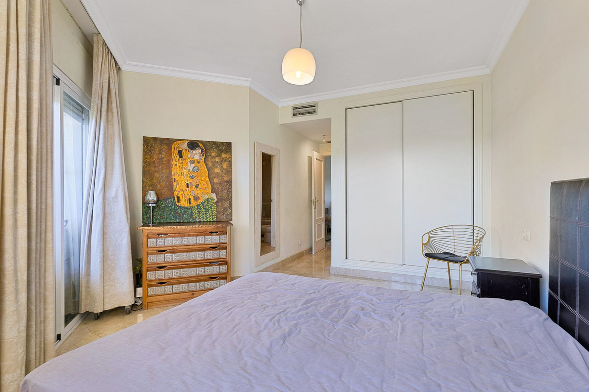 86b2250f3753a673e55a8f603b91afcf - 10