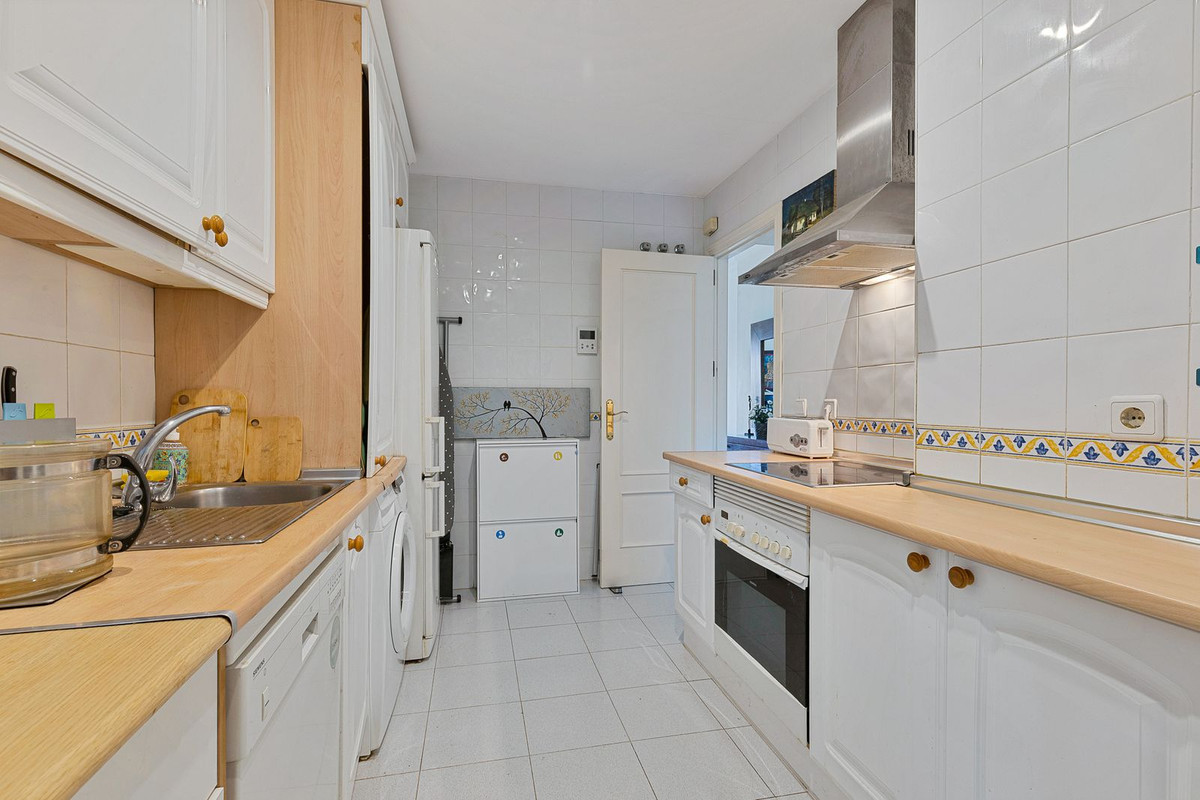 86b2250f3753a673e55a8f603b91afcf - 7