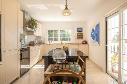 86e2af78ce86d64639fa841f8de02dd9 - 4