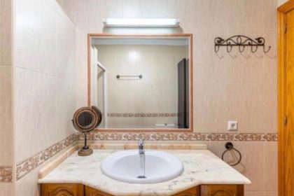 86f4c2a3c9afa2dd608a5083f8b03a90 - 18