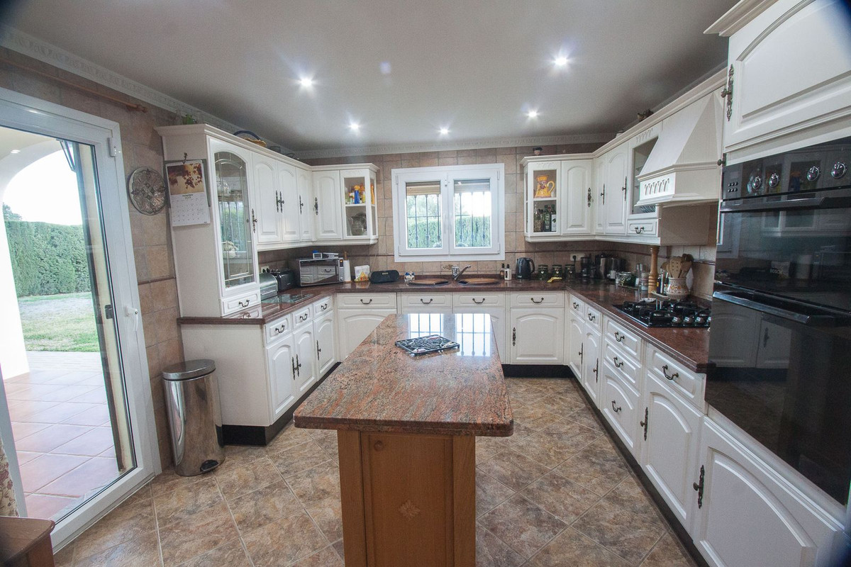 872f3b12901413166618dde9d3cc2cc4 - 10