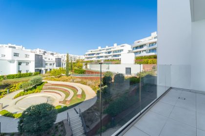 87441ec5b52e67afc69fb3bdfe6dd53c - 12