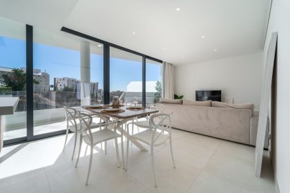 87441ec5b52e67afc69fb3bdfe6dd53c - 21