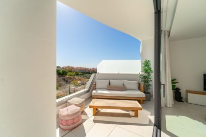 87441ec5b52e67afc69fb3bdfe6dd53c - 23