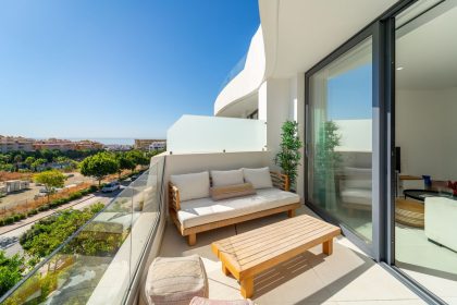 87441ec5b52e67afc69fb3bdfe6dd53c - 24