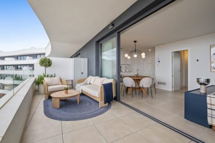 875c3b9ab1e0541da1fcbb3cbc07e696 - 10