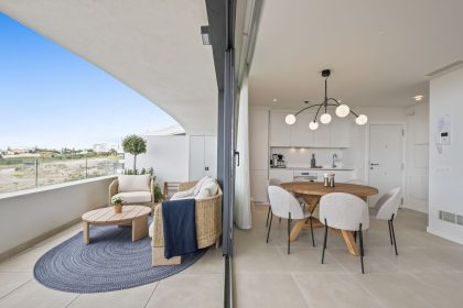 875c3b9ab1e0541da1fcbb3cbc07e696 - 12