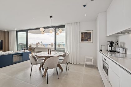 875c3b9ab1e0541da1fcbb3cbc07e696 - 7