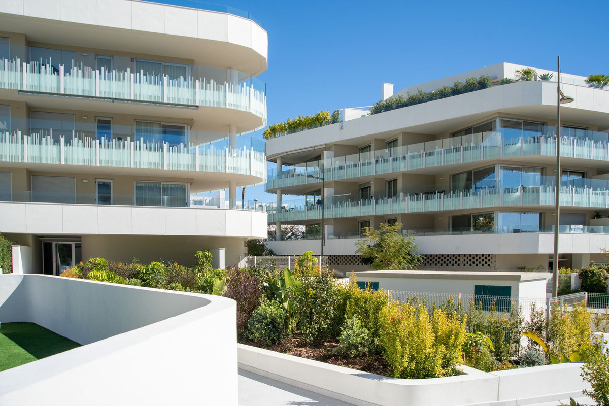 879fc5060757f421e68ddf51eb651f67 - 17