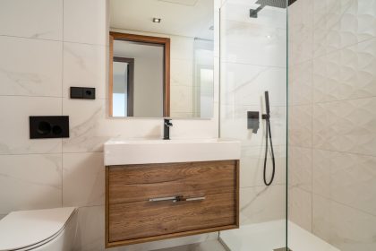 879fc5060757f421e68ddf51eb651f67 - 9