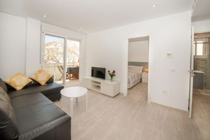 87d5167eef10d5519c3a7cfb6f9e9679 - 1