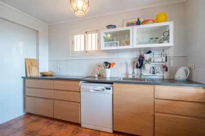 87eb3fb9d0dc0bfcbc6f784b3c2030a6 - 10