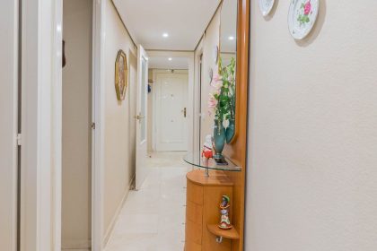 880437496701bf98f501a591a1eb2b31 - 25