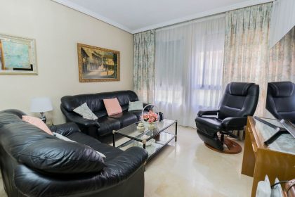 880437496701bf98f501a591a1eb2b31 - 52