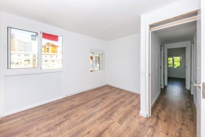 8807ec2d5e0246bffe08b5f54e17565d - 15